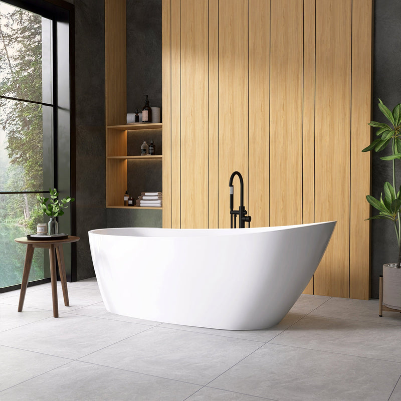 Vinnova 268067-BAT-WH Vinnova Lahore 66.9" x 29.1" Soaking Bathtub