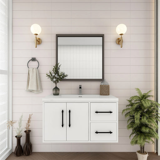 Victoria 36R Matte White
